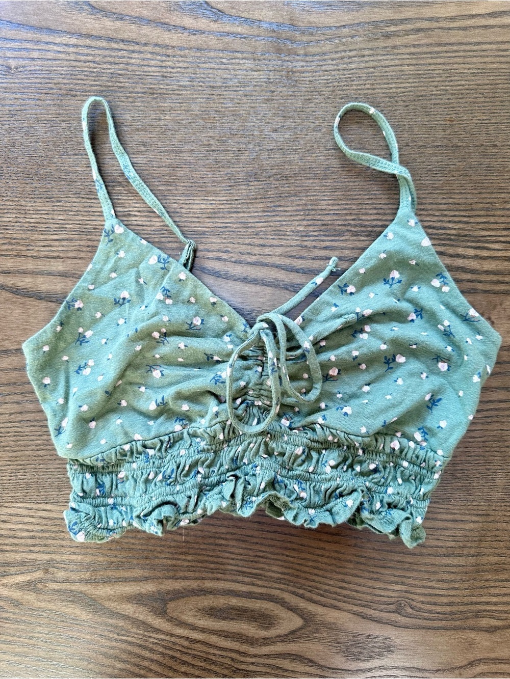 BUNDLE XS-S Summer Crop Tops - Garage, Old Navy, Forever 21, Aeropostale +more - Picture 6 of 11